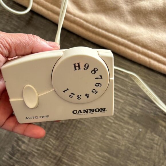 Cannon Electric Hated Works Grest Blanket Cream Size OS - Picture 6 of 10